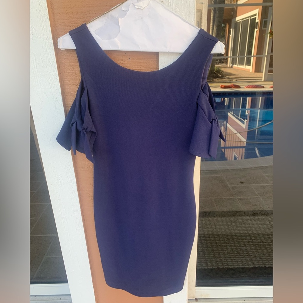 Off the shoulder navy body con dress